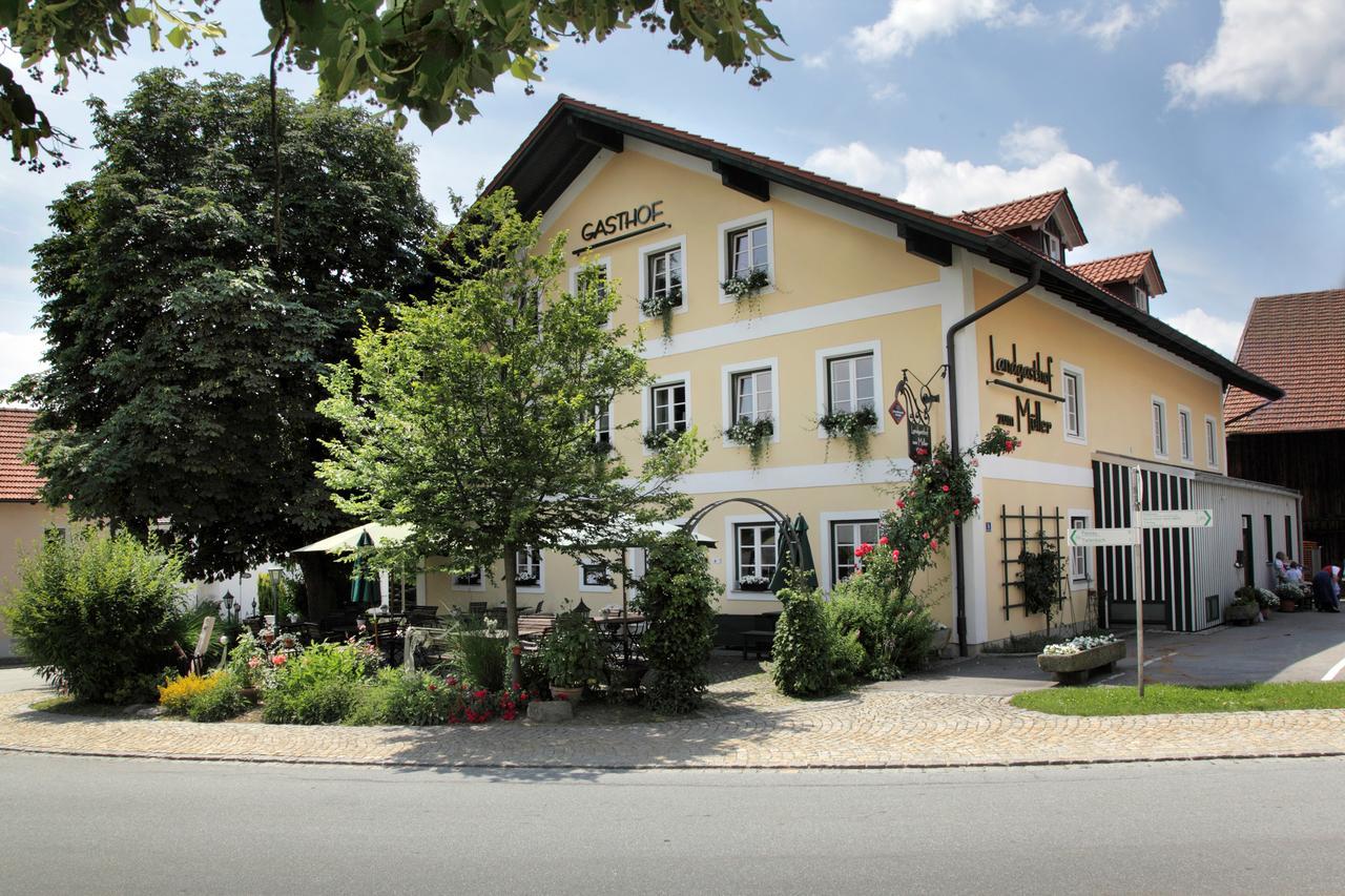 Landgasthof Zum Muller Ruderting エクステリア 写真